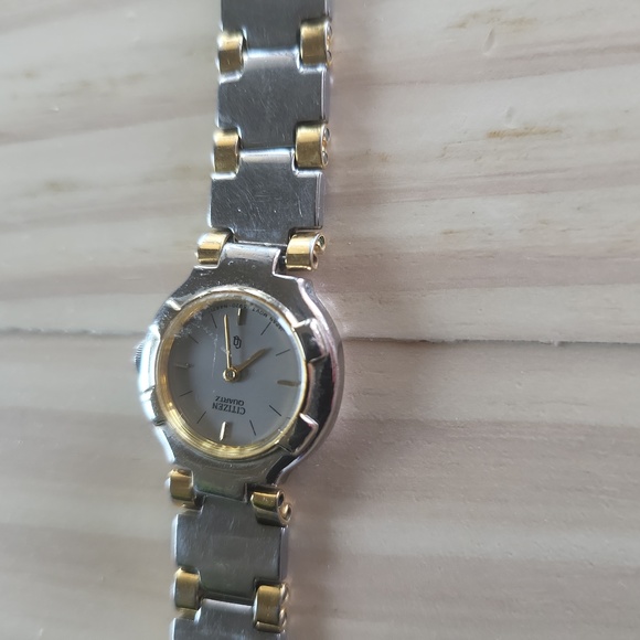 Citizen Ladies Watch - Picture 2 of 3